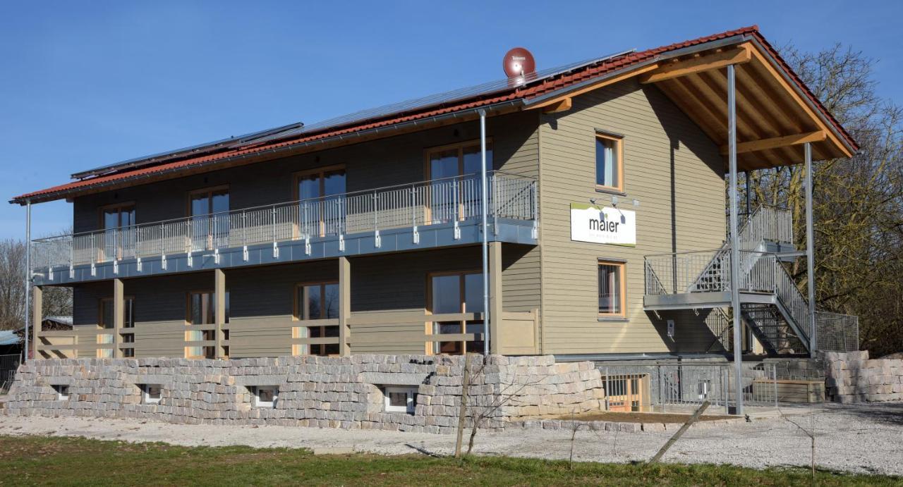 Die Wein Bleibe Baden-Baden Exterior foto