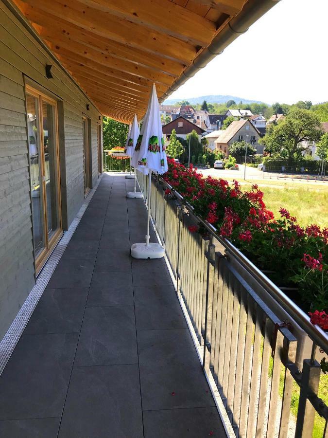 Die Wein Bleibe Baden-Baden Exterior foto